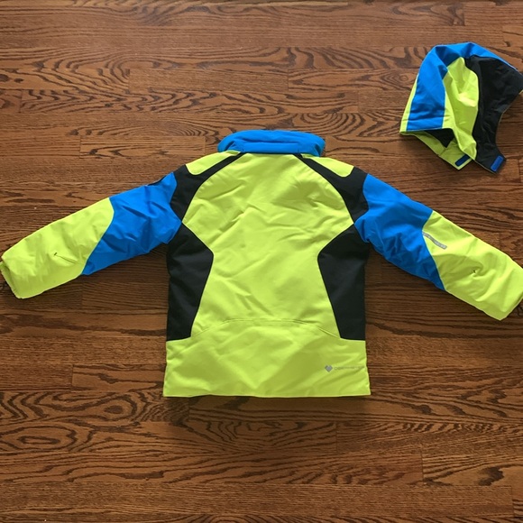 Obermeyer boys ski jacket with removable hood - Picture 4 of 4